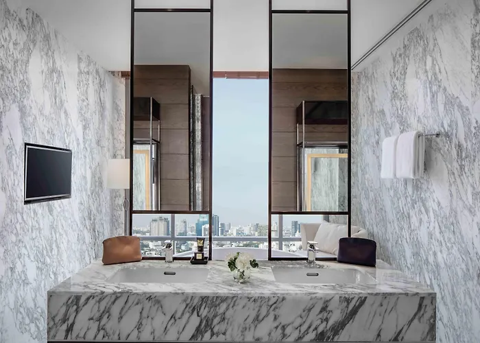 Hotel 137 Pillars Residences