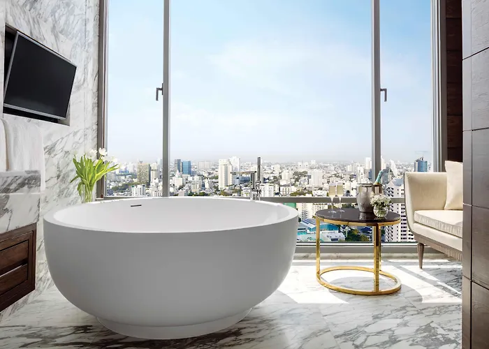 Hotel 137 Pillars Residences