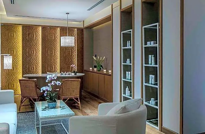 Hotel 137 Pillars Residences