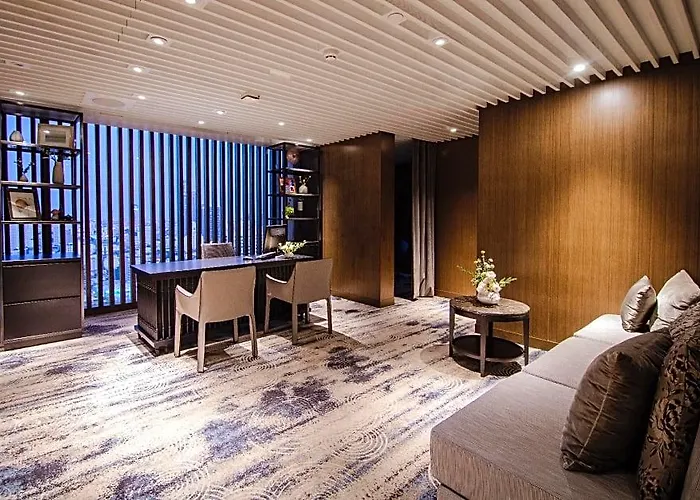 Hotel 137 Pillars Residences